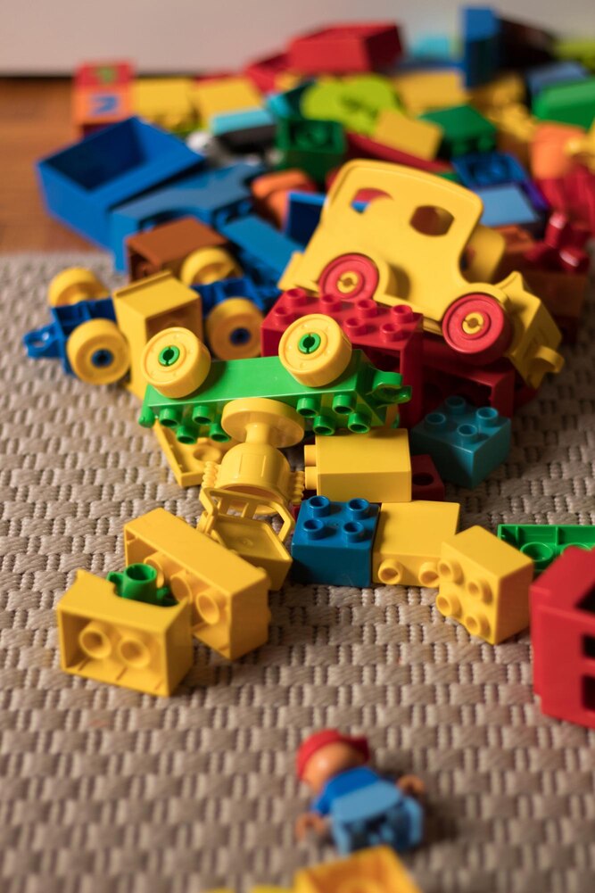 Assorted Play Pieces